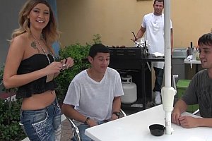 日本熟妇性交配hd